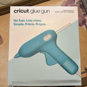 🍀NEW🍀Cricut hot glue gun